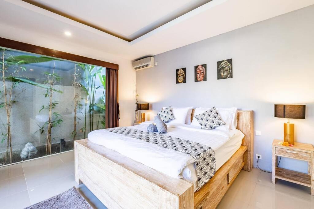Villa 50% Off Cinta Villa, A Luxury In